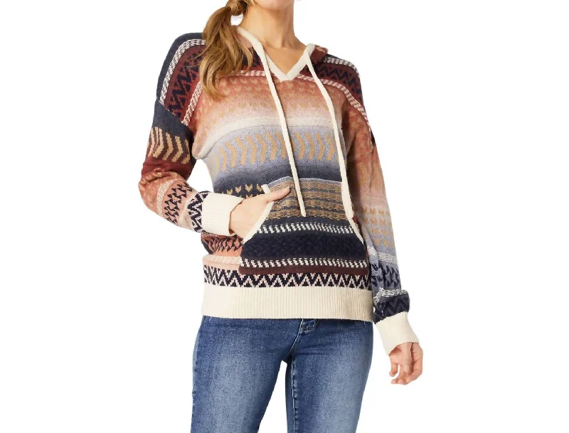 Elvira Aztek Hooded Sweater In Redwood & Navy