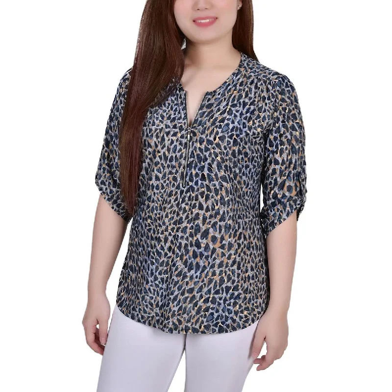 Womens Animal Print Stretch Button-Down Top