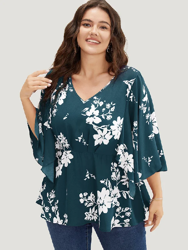 Floral Printed Plicated Detail Flutter Sleeve Blouse